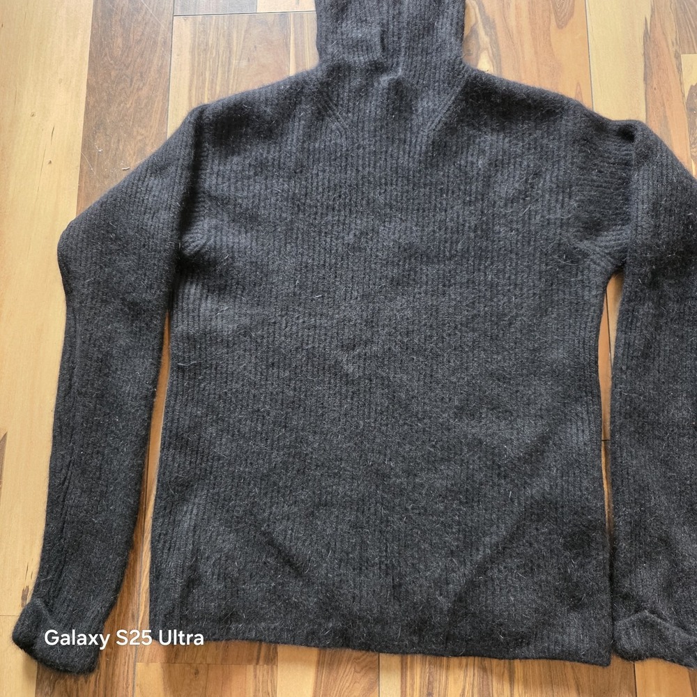 Vtg Jacqueline Ferrar Lambswool Angora Sweater Womens Black Collar Small 80s